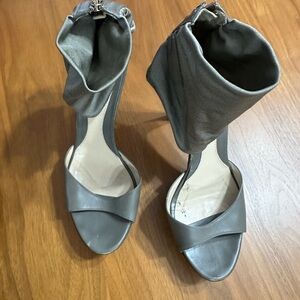 Fendi 4 inch zip up strappy sandal in taupe